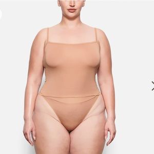 SKIMS SLEEP TANK Color:Black Size  3XL